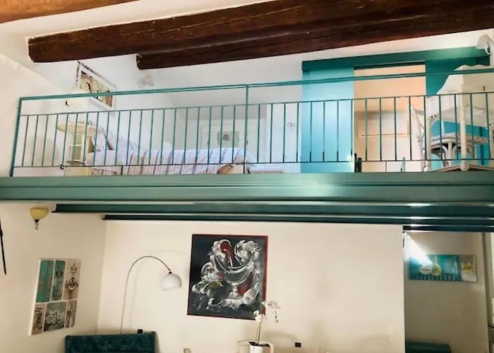 Maison Contrari Apartment