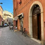 Lägenhet Maison Contrari Ferrara