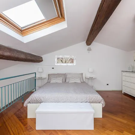 Maison Contrari * Ferrara