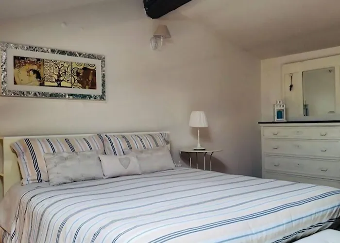 Maison Contrari * Ferrara