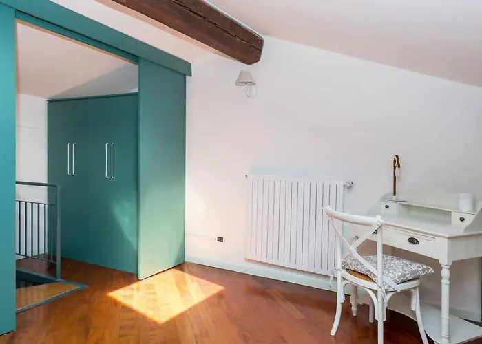 Maison Contrari Apartment